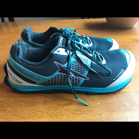 altra superior women's shoes